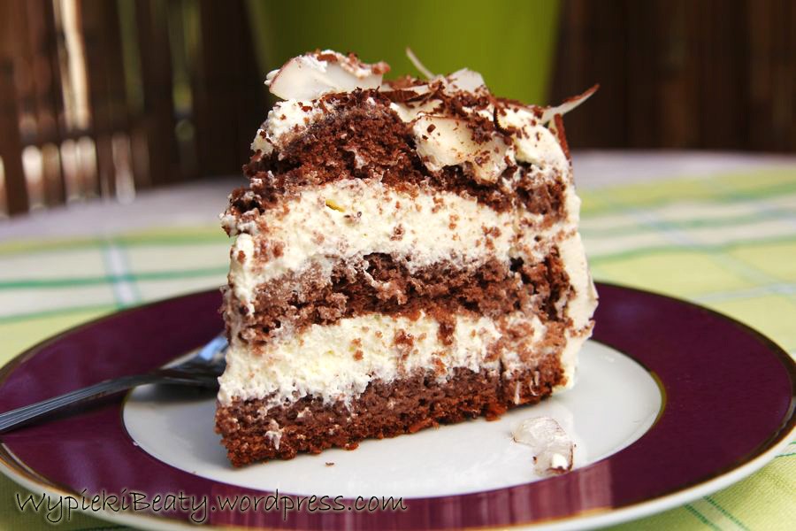 czekoladowy tort z kokosowym kremem