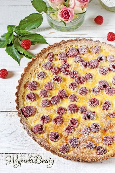 almond raspberry tart