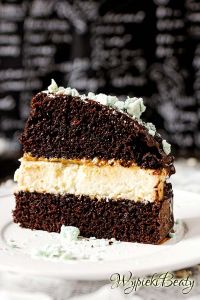 chocolate cheesecake cake