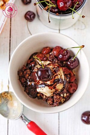 wiśniowe crumble