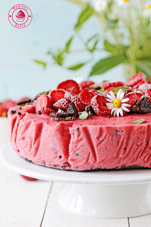oreo strawberry cake