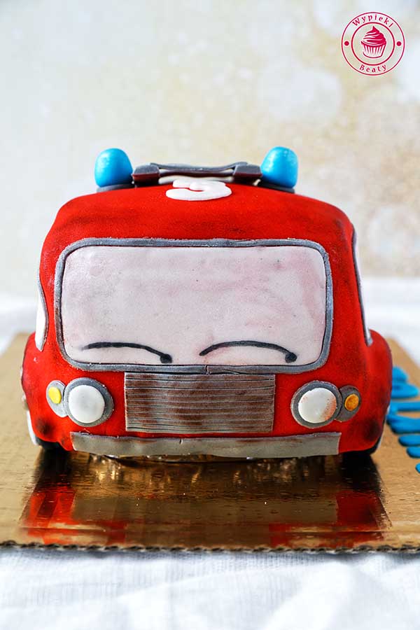tort samochód dla chłopca