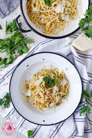 pasta aglio olio peperoncino