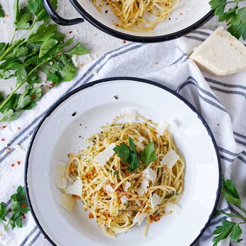 pasta aglio olio peperoncino