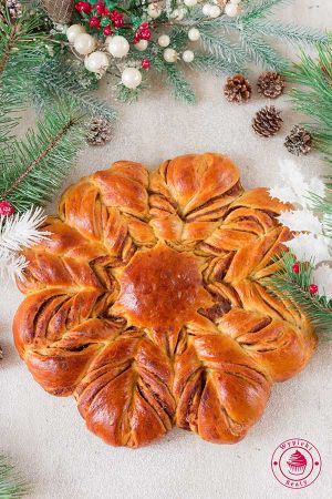 ciasto drożdżowe z daktylami