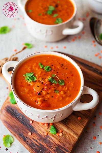 indyjska zupa z soczewicą i pomidorami