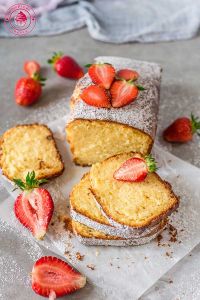 Babka z jagodami ciasto na mleku skondensowanym