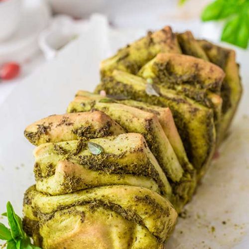 odrywany chlebek z pesto