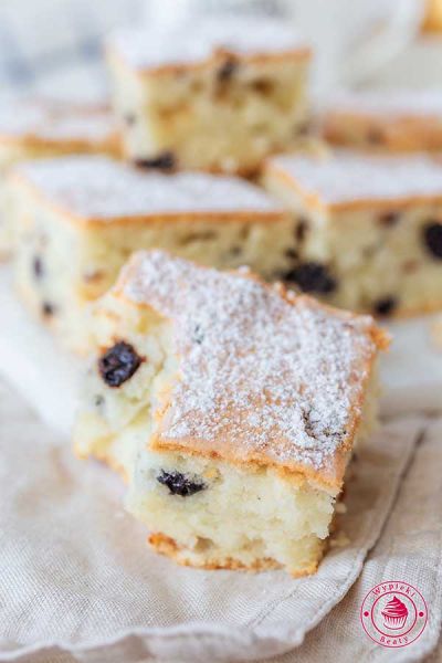 Dried fruit and nut cake with egg whites bakaliowe ciasto na białkach