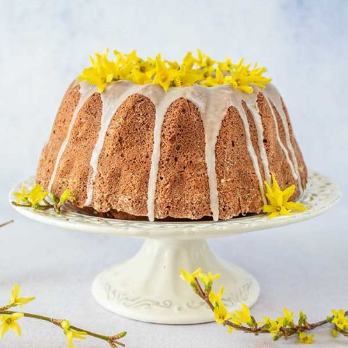 babka brzoskwiniowa
