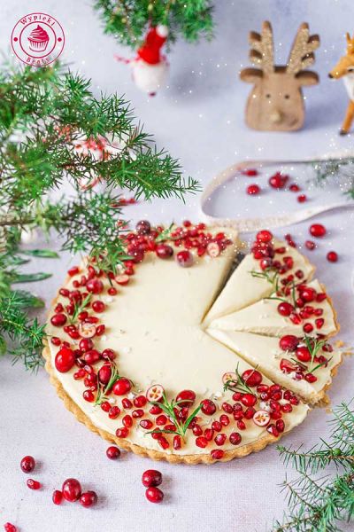 bożonarodzeniowe ciasto z białą czekoladą i żurawiną