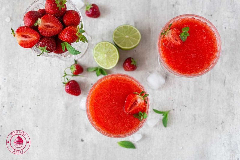 Daiquiri Przepis na letni drink truskawkowe daiquiri