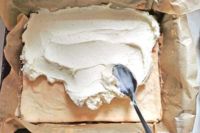 biszkopt smarowany kremem mascarpone