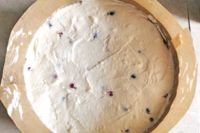 sernik eton mess na zimno przed schłodzeniem w lodówce