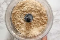 przygotowana kruszonka do crumble