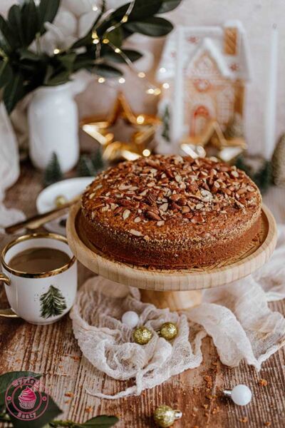 almond cake with burnt butter