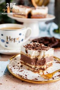 Advocaat cube cake recipe chocolate 3 bit with whipped cream