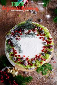 Light Cherry Torte Christmas cake with cranberries