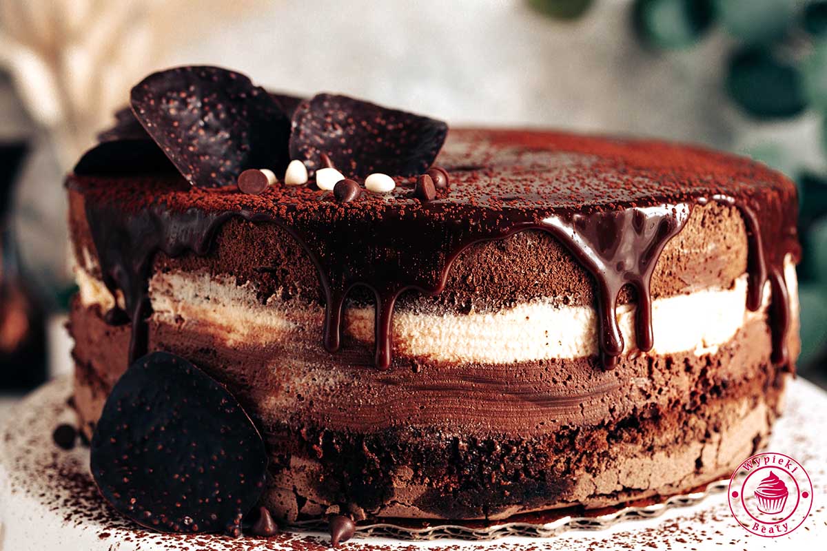 smokingowy tort tuxedo z czekoladą