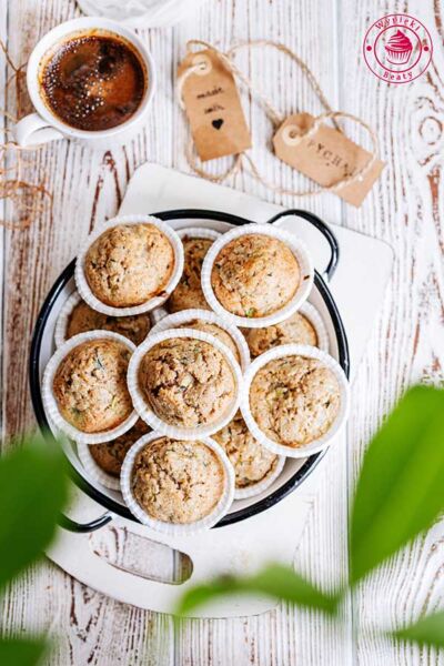 szybkie muffinki z tartą cukinią, cynamonem i gałką muszkatołową