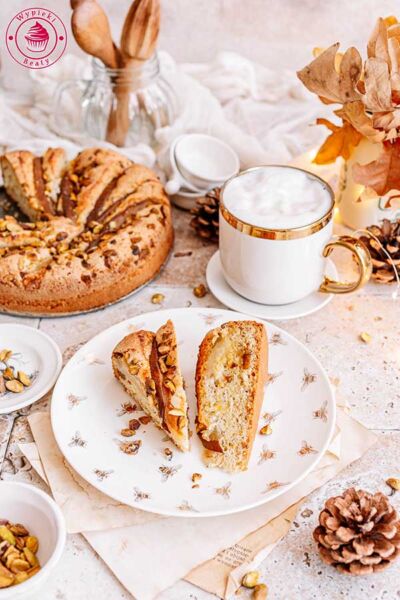 pistachio pear cake