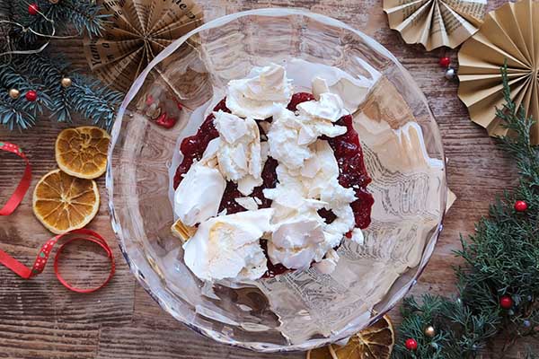 wykładanie bez  na deser trifle