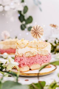 Raspberry Bundt Cake with Raspberry Pudding party raspberry cream cake