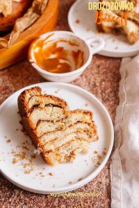 No-knead yeast cake biscoff yeast cake