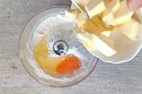 składniki na kruche ciasto do tarty panna cotta
