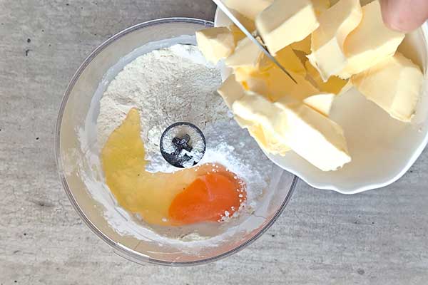 składniki na kruche ciasto do tarty panna cotta