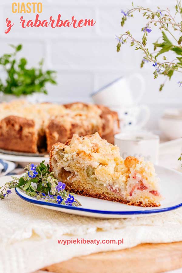 rhubarb streusel cake