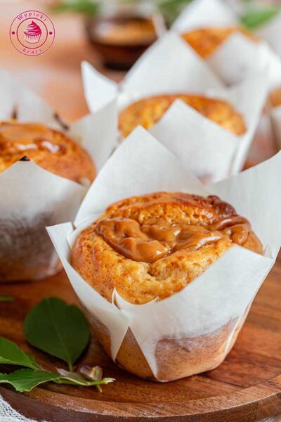 zbliżenie na kajmakową muffinkę