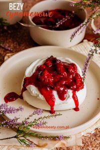 Express Cinnamon Rolls cinnamon meringes with plums