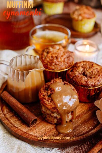 cynamonowe muffinki z masą cynamonową