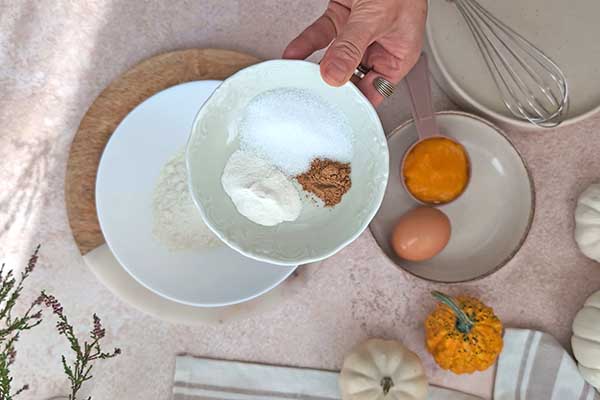 składniki na puszysty omlet dyniowy