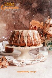 Vanilla-Caramel Pound Cake cinnamon cake with maple icing