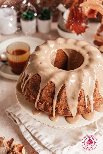 cinnamon swirl pound cake with icing puszysta babka z cynamonem prosty przepis