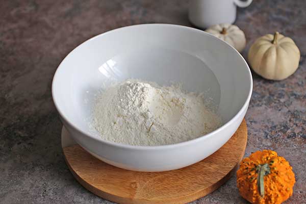 suche składniki na placuszki cynamonowe