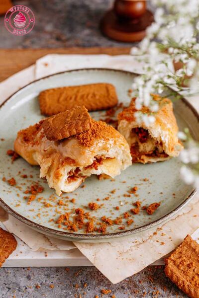 biscoff crescent rolls