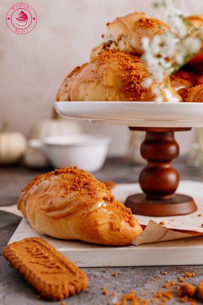 przepis krok po kroku na rogaliki z nadzieniem biscoff