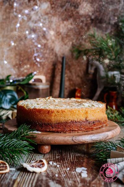 alomond gingerbread cake