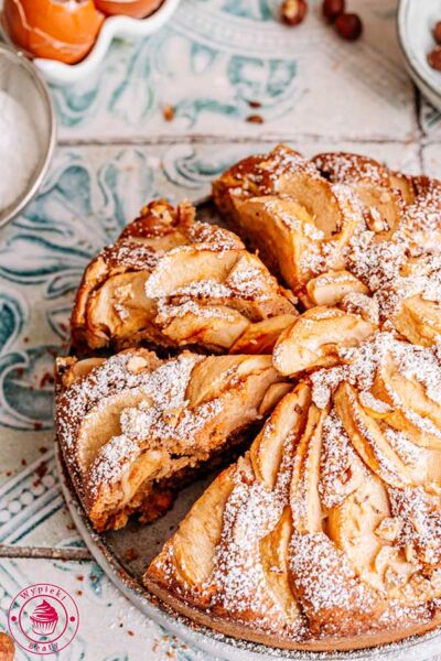 łatwe i proste ciasto z jabłkami i orzechami idealne na jesień