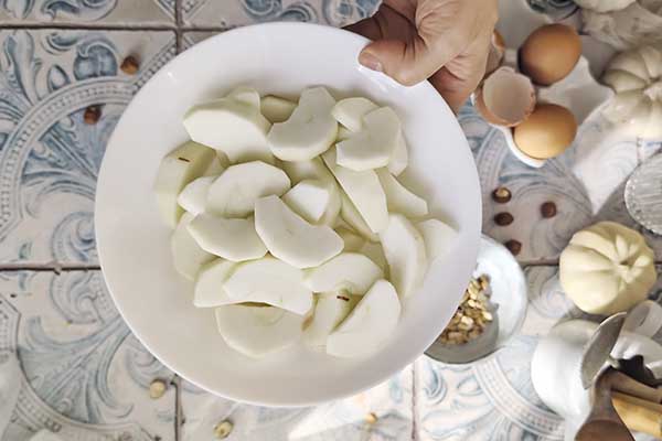 jak przygotować jabłka do ciasta