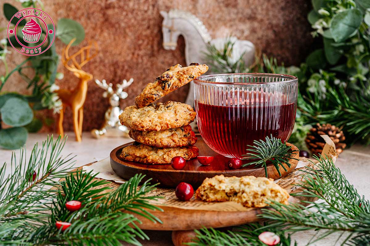 proste ciastka z płatkami owsianymi, żurawinami i białą czekoladą