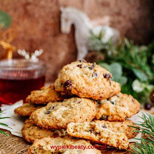 owsiane ciasteczka z żurawinami i białą czekoladą