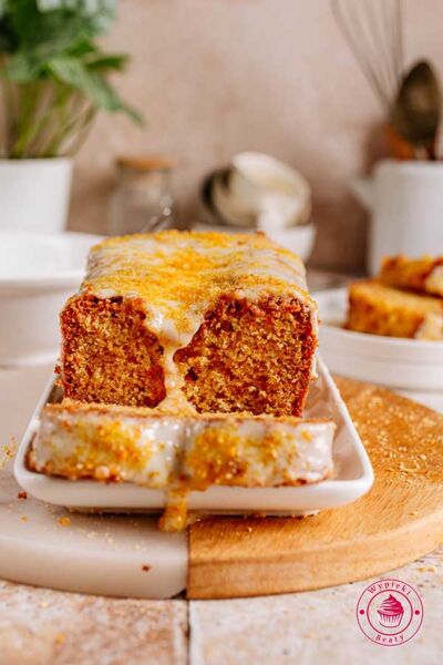 puszysta i wilgotna babka pomarańczowa z lukrem ucierane wilgotne ciasto z pomarańczą