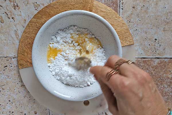 Puszyste ciasto pomarańczowe jak zrobić lukier pomarańczowy