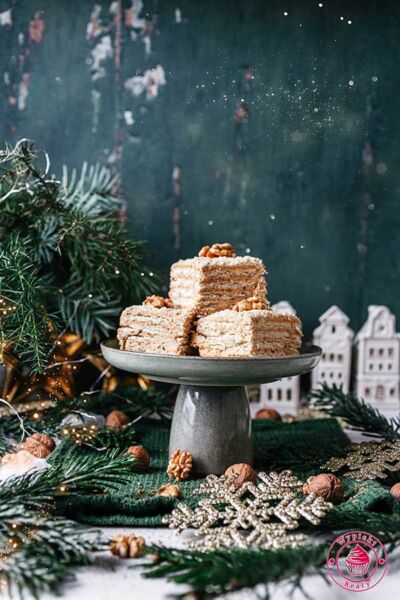 szybki i prosty miodownik bez pieczenia przepis na dużą formę