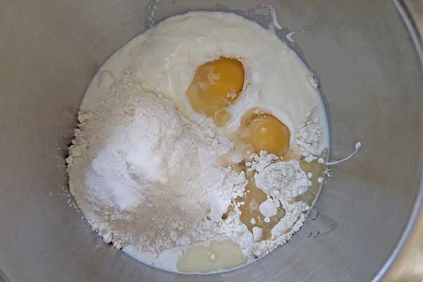 składniki na ciasto drożdżowe