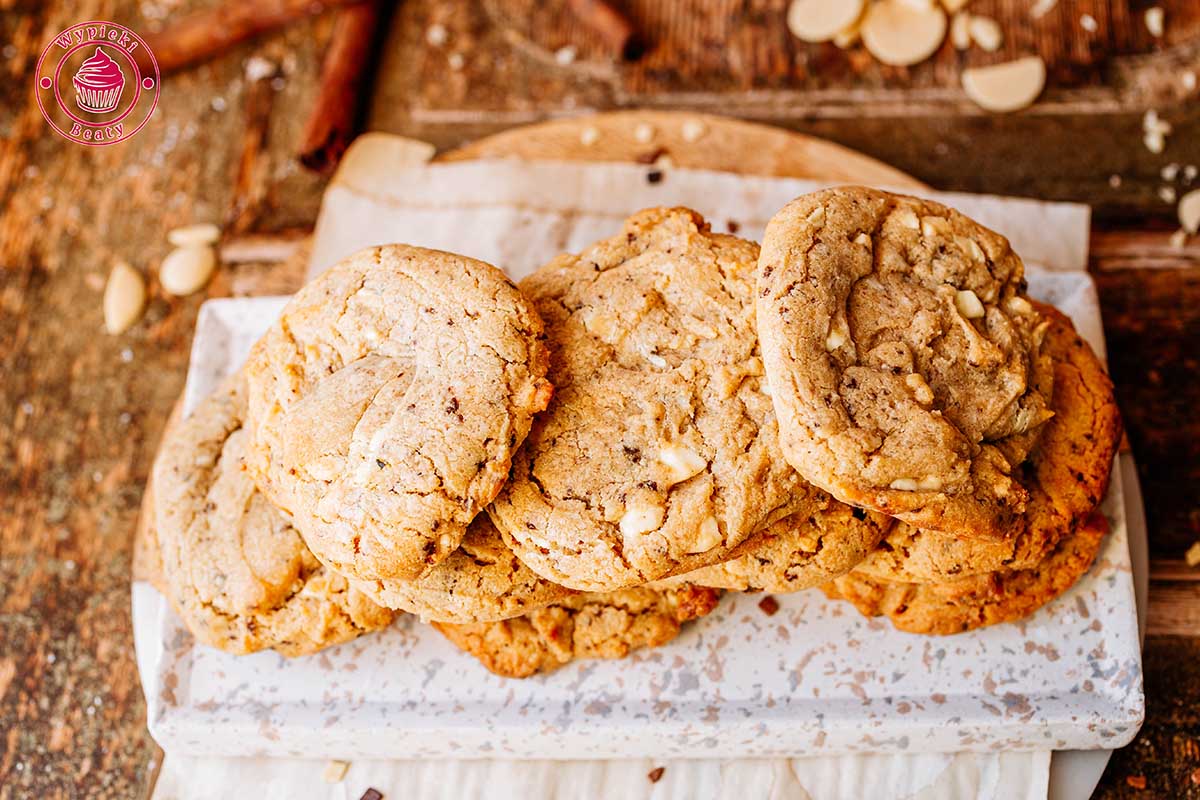proste ciastka z kawą dla początkujących szybkie i proste ciastka cappuccino z kawałkami białej czekolady